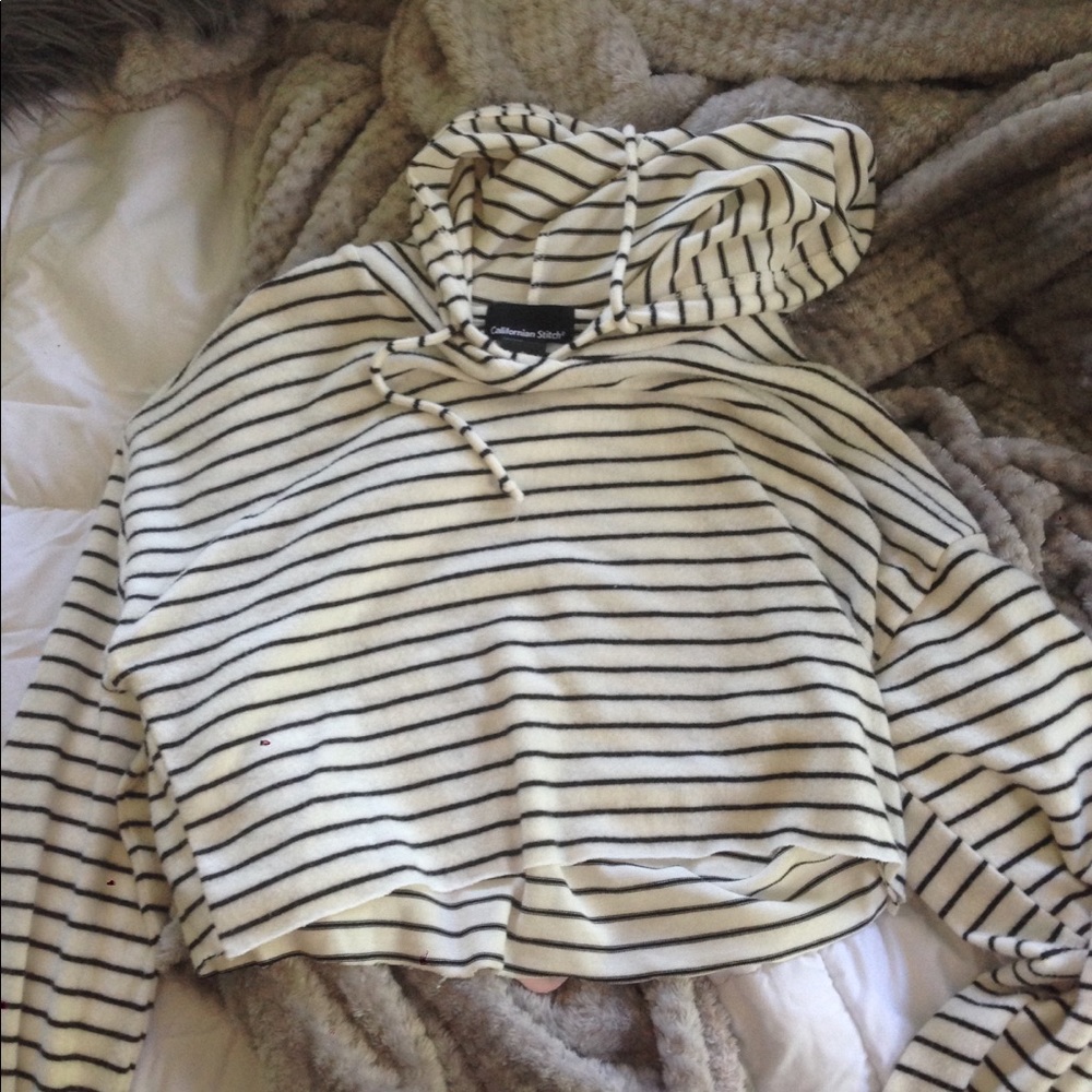 Cropped hoodie